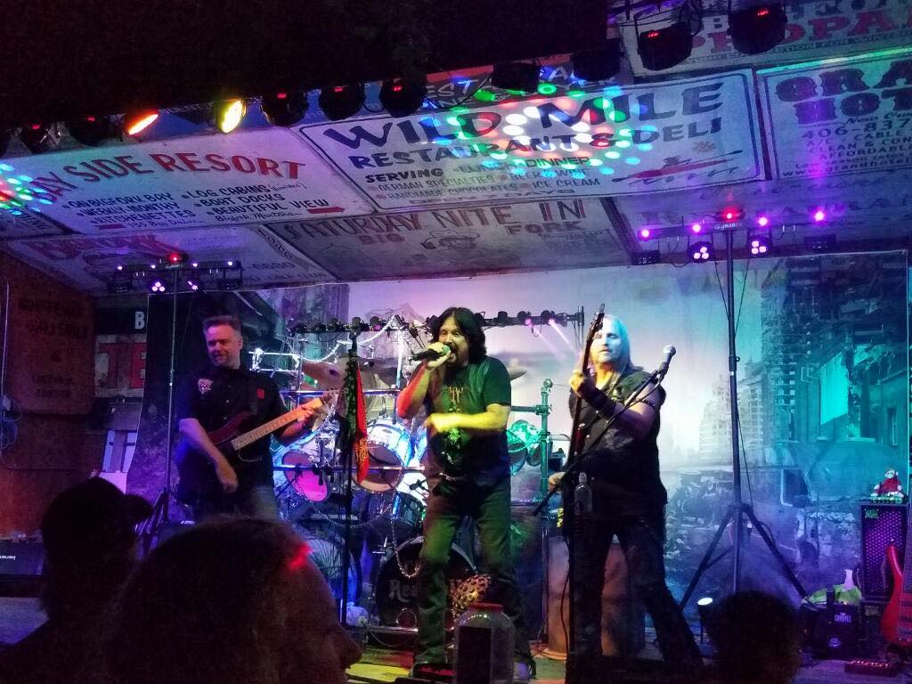 Last Live Band at Scotty’s Bar!! With Chain Reaction
