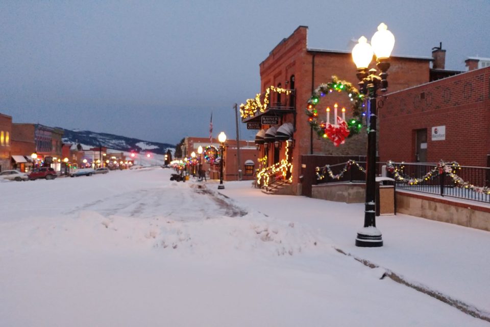 philipsburg-lighted-christmas-parade-the-missoula-underground